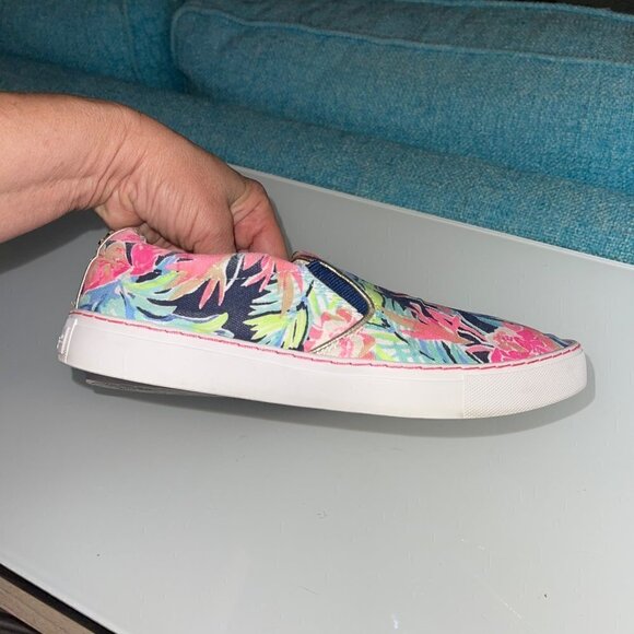 Lilly Pulitzer Sneakers Size 8 Pink Blue Tropical Floral Canvas Slip On - Picture 11 of 13